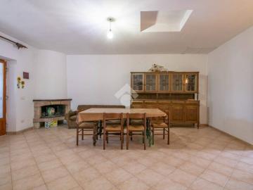 Appartamento in vendita a Rieti RI