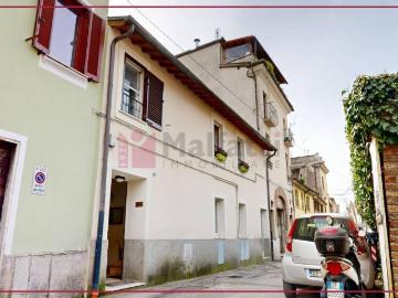 Appartamento in vendita a Rieti RI