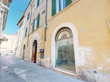 Appartamento in vendita a Rieti RI