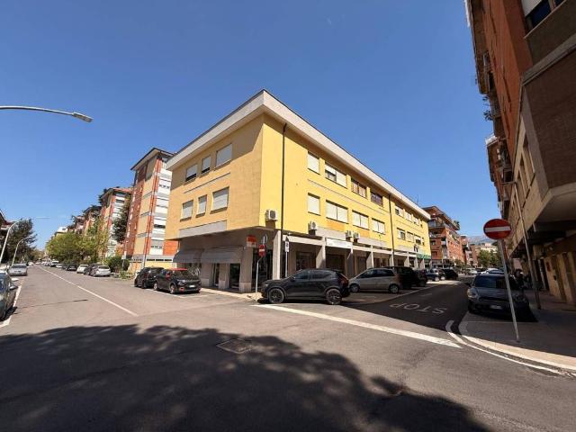 Appartamento in vendita a Rieti RI