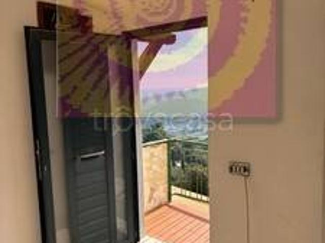 Appartamento in vendita a Rio