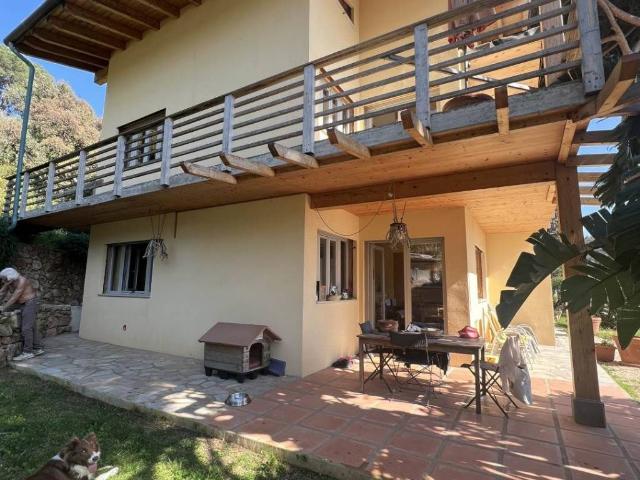 Villa in vendita a Rio LI