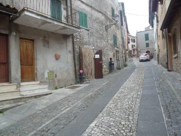 Appartamento in vendita a Riofreddo RM