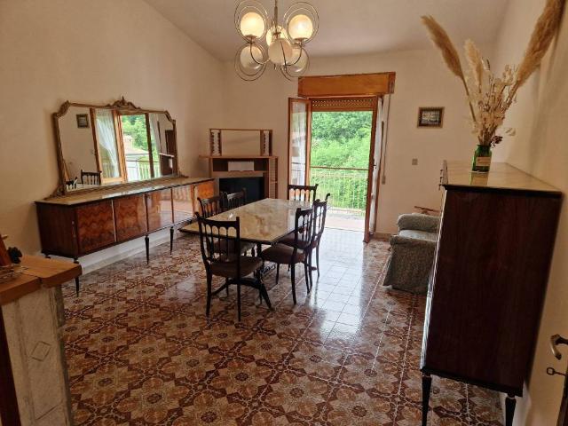 Appartamento in vendita a Riofreddo RM