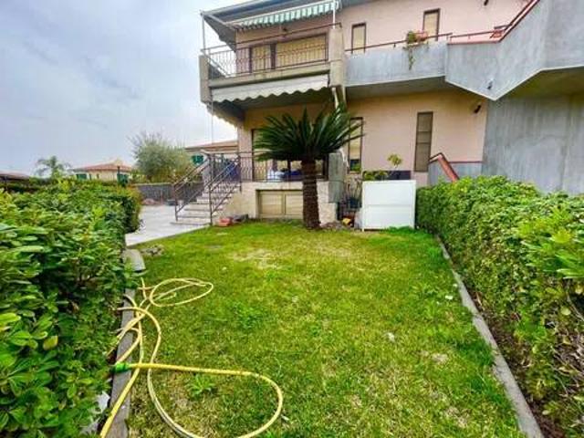 Appartamento in vendita a Riposto CT