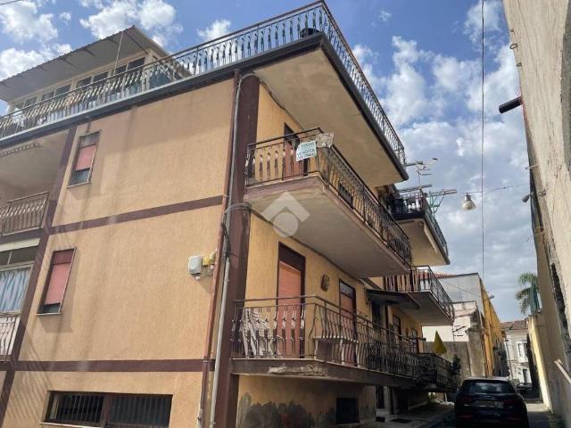 Appartamento in vendita a Riposto CT