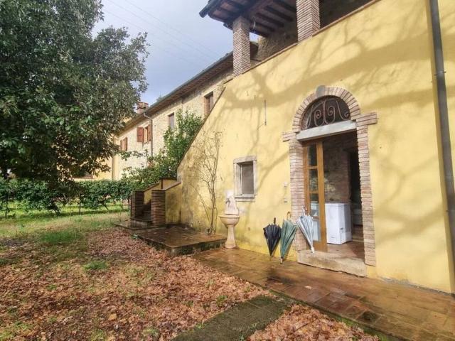 Appartamento in vendita a Riparbella PI