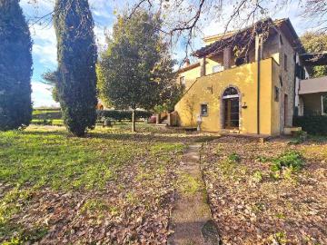 Appartamento in vendita a Riparbella PI