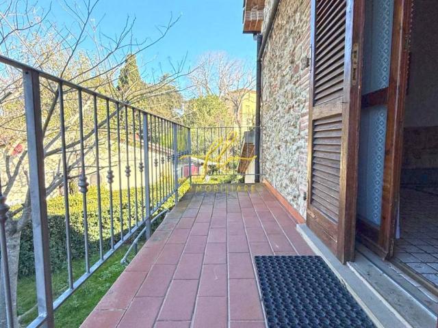 Appartamento in vendita a Riparbella PI
