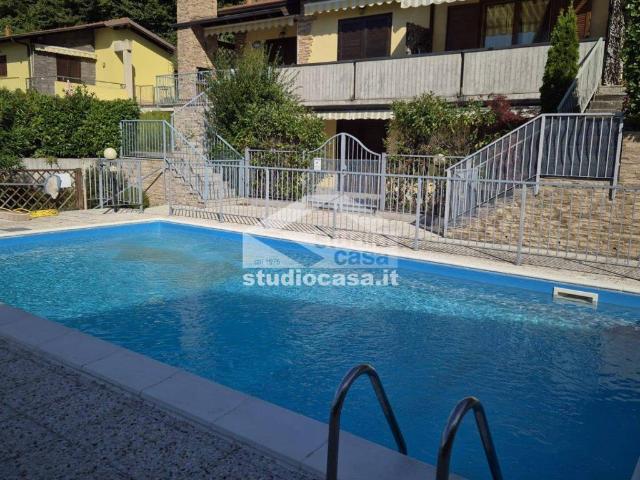 Appartamento in vendita a Riva di Solto BG
