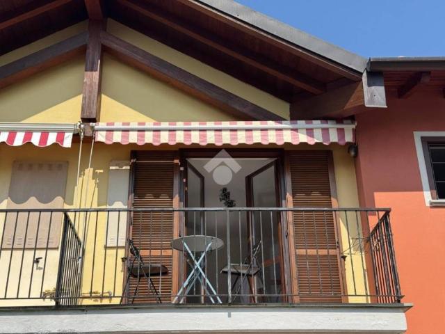 Appartamento in vendita a Riva di Solto BG