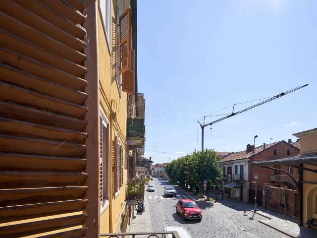 Appartamento in vendita a Riva Presso Chieri
