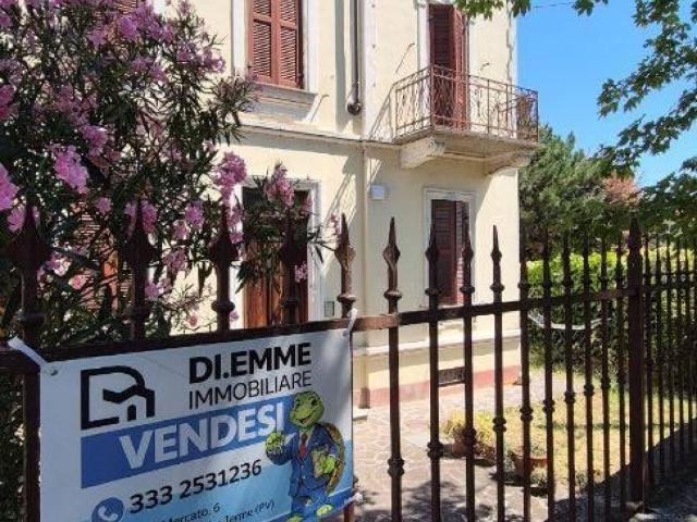 Appartamento in vendita a Rivanazzano Terme PV