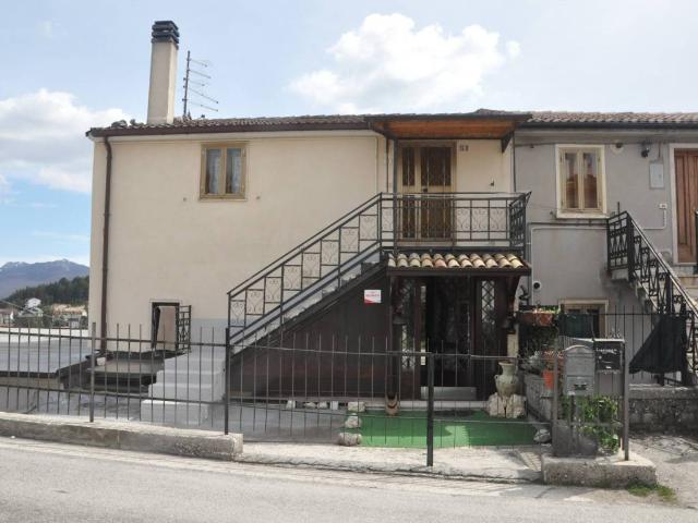 Appartamento in vendita a Rivisondoli AQ