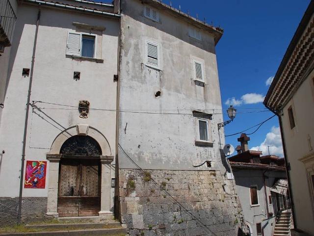 Appartamento in vendita a Rivisondoli AQ