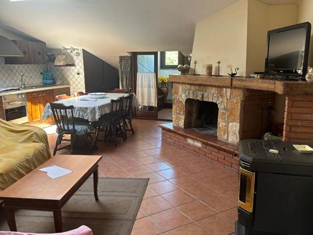 Appartamento in vendita a Rivisondoli AQ