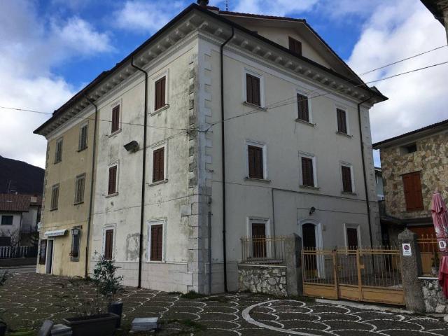 Appartamento in vendita a Rocca di Mezzo AQ