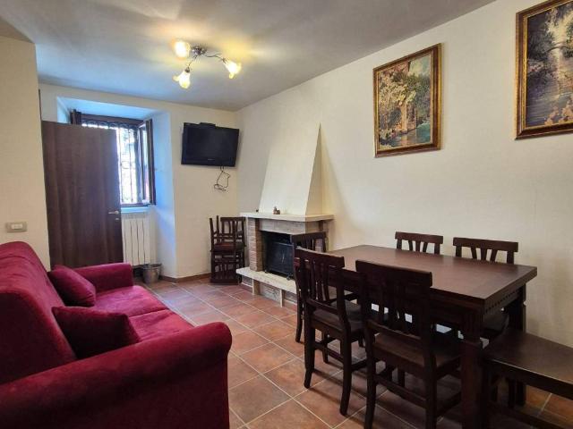Appartamento in vendita a Rocca di Mezzo AQ