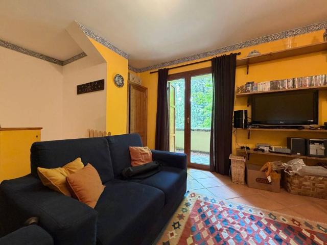 Appartamento in vendita a Rocca di Cambio AQ
