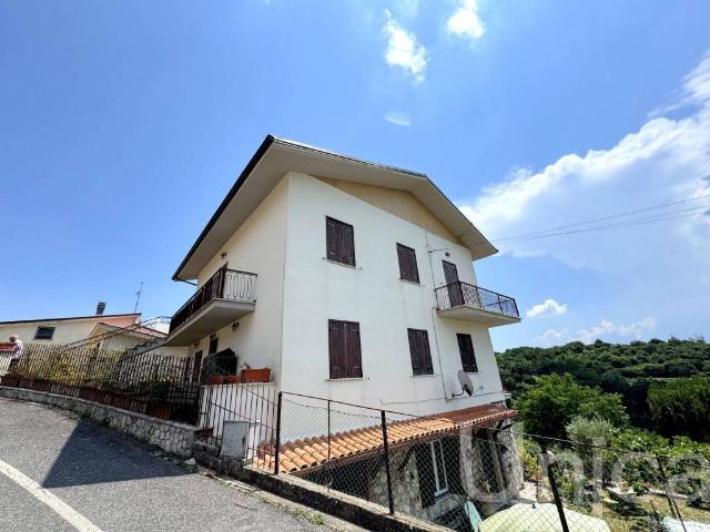Appartamento in vendita a Rocca di Cave RM