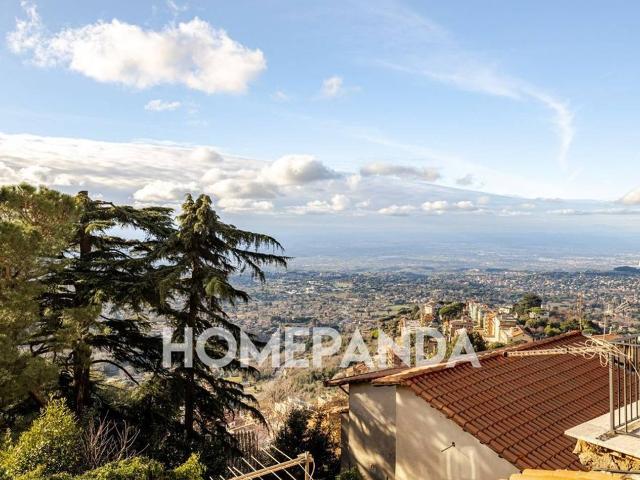 Appartamento in vendita a Rocca Di Papa