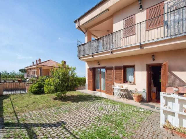 Appartamento in vendita a Rocca di Papa RM
