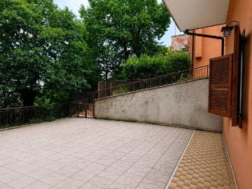 Appartamento in vendita a Rocca di Papa RM