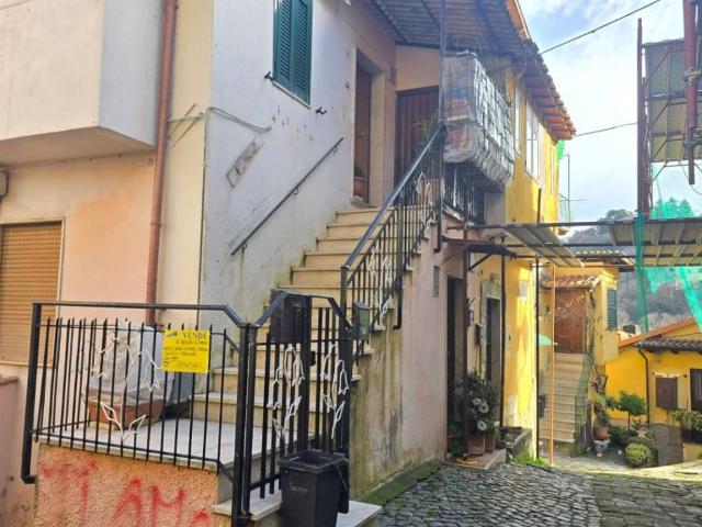 Appartamento in vendita a Rocca di Papa RM