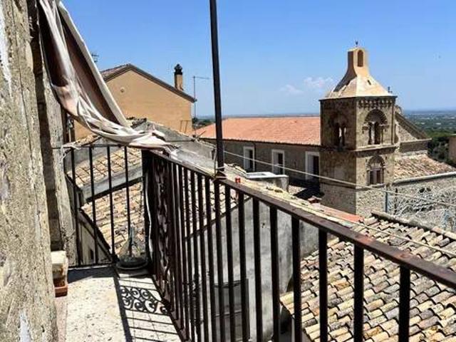 Appartamento in vendita a Rocca Imperiale CS