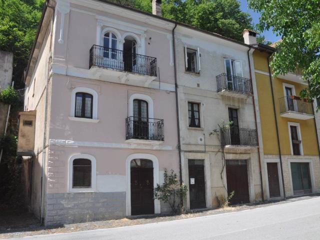 Appartamento in vendita a Rocca Pia AQ