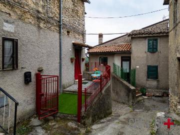 Appartamento in vendita a Rocca Sinibalda RI