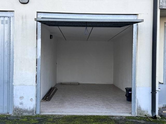 Appartamento in vendita a Roccabianca PR