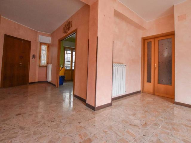 Appartamento in vendita a Roccafluvione AP