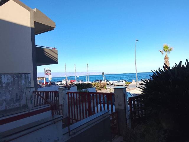 Appartamento in vendita a Roccalumera ME
