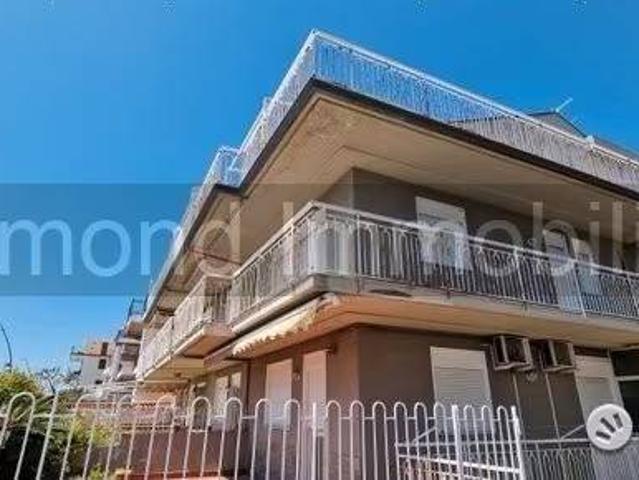 Appartamento in vendita a Roccalumera ME
