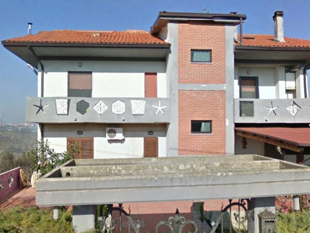 Appartamento in vendita a Roccamontepiano