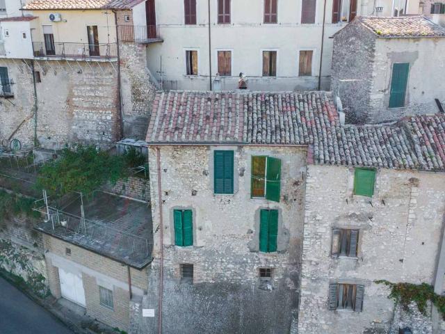 Appartamento in vendita a Roccantica RI