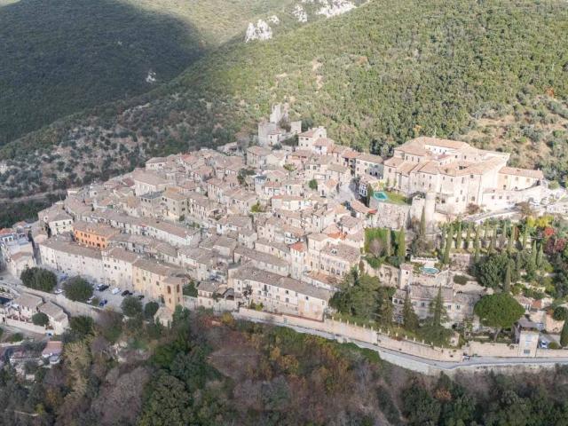 Appartamento in vendita a Roccantica RI