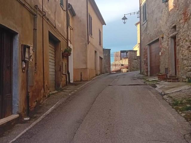 Appartamento in vendita a Roccastrada GR