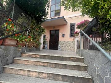 Appartamento in vendita a Roccella Ionica RC