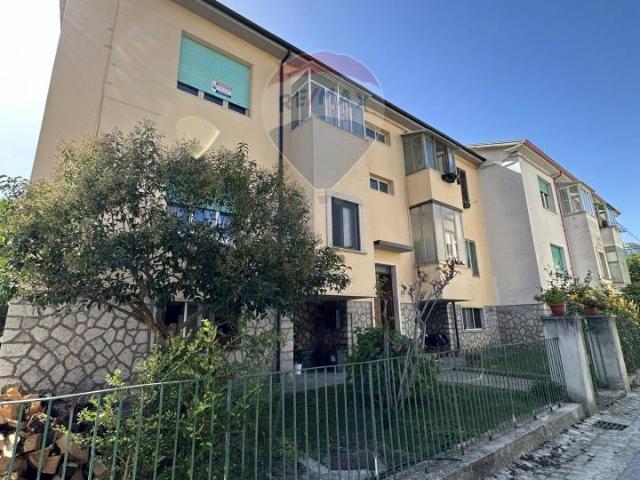 Appartamento in vendita a Rocchetta A Volturno