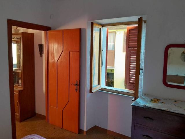 Appartamento in vendita a Rocchetta di Vara SP