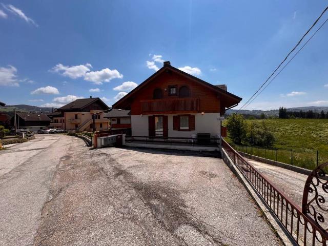 Appartamento in vendita a Roana VI