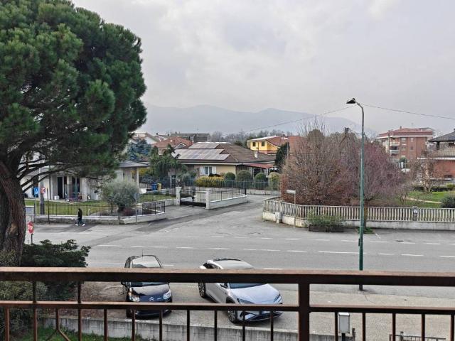 Appartamento in vendita a Robassomero TO