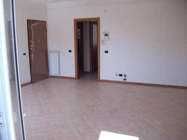 Appartamento in vendita a Robbiate LC