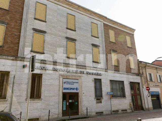 Appartamento in vendita a Robbio PV
