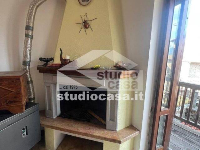 Appartamento in vendita a Rogno BG