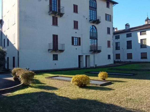 Appartamento in vendita a Rogeno LC