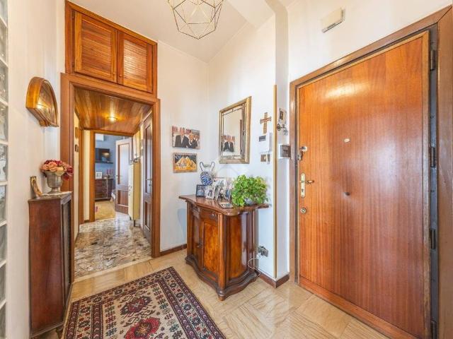 Appartamento in vendita a Roma RM
