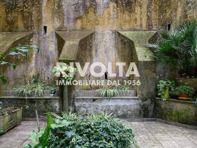 Appartamento in vendita a Roma RM